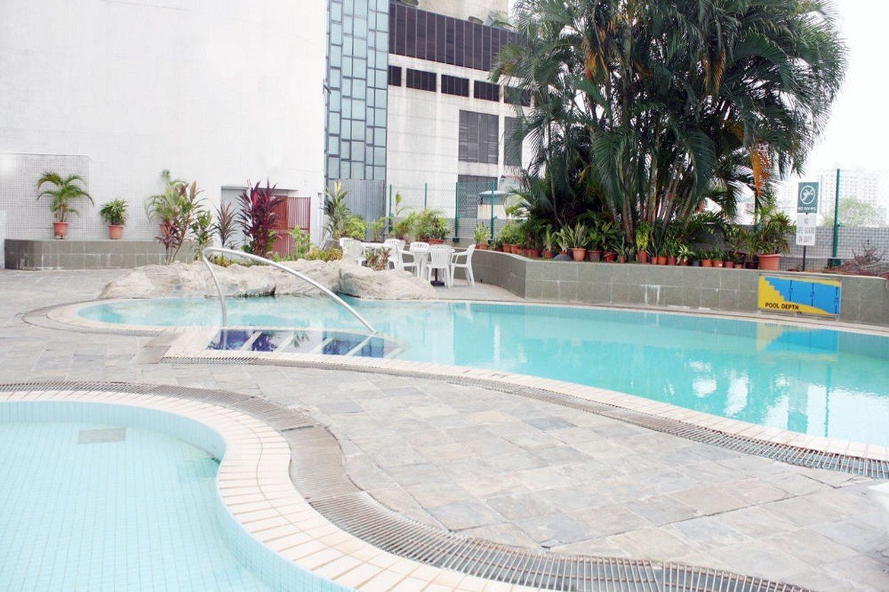 Hotel Royal Penang Джордж Таун Екстериор снимка